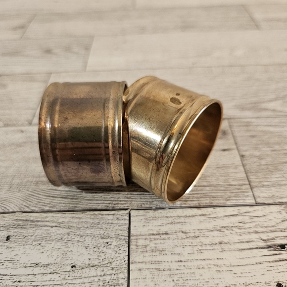 Brass Napkin Rings Set of 2 - Picture 3 of 5